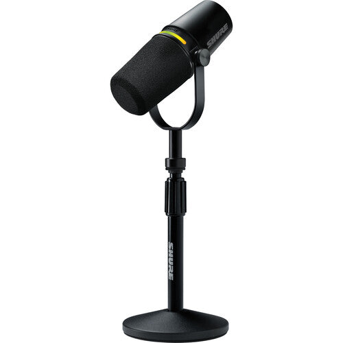 Micrófono Shure MV7+-K Podcast XLR/USB con soporte de escritorio Gator (negro)